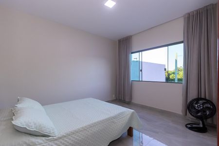 Casa à venda com 360m², 5 quartos e 4 vagas Casa à venda com 360m², 5 quartos e 4 vagasQuarto 3