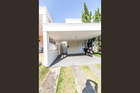 Casa de condomínio à venda com 160m², 3 quartos e sem vagaGaragem