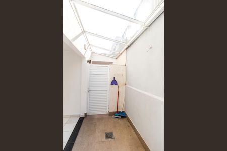 Casa de condomínio à venda com 160m², 3 quartos e sem vagaEntrada