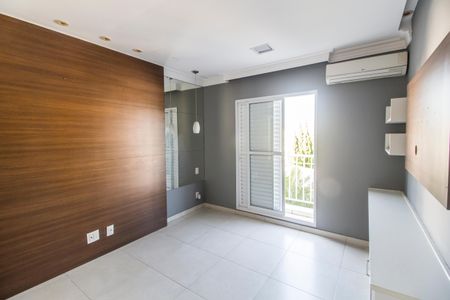 Casa de condomínio à venda com 160m², 3 quartos e sem vagaSuíte