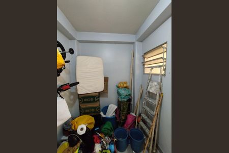 Casa à venda com 170m², 4 quartos e 1 vagaQuarto de Serviço