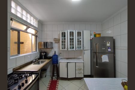 Casa à venda com 170m², 4 quartos e 1 vagaCozinha - Armários