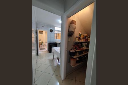 Casa à venda com 170m², 4 quartos e 1 vagaCozinha e Dispensa