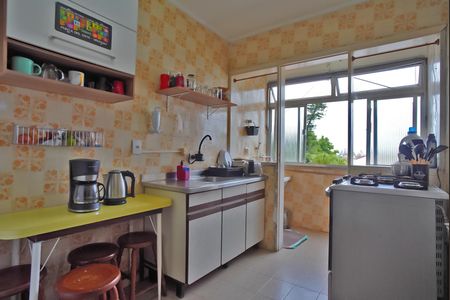 Apartamento à venda com 67m², 2 quartos e sem vagaCozinha