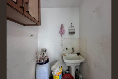 Casa à venda com 150m², 3 quartos e 2 vagas Casa à venda com 150m², 3 quartos e 2 vagasÁrea de Serviço