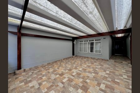 Casa à venda com 150m², 3 quartos e 2 vagas Casa à venda com 150m², 3 quartos e 2 vagasGaragem