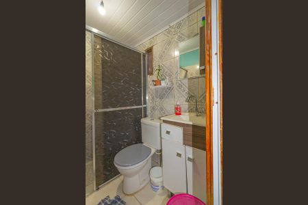 Casa à venda com 70m², 2 quartos e 2 vagas Casa à venda com 70m², 2 quartos e 2 vagasBanheiro