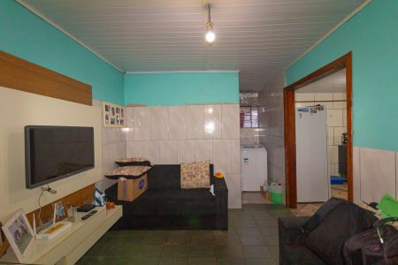 Casa à venda com 70m², 2 quartos e 2 vagas Casa à venda com 70m², 2 quartos e 2 vagasSala