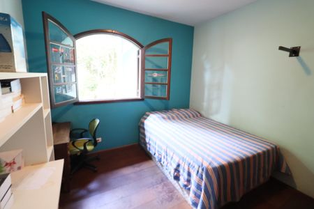 Casa de condomínio à venda com 380m², 6 quartos e 6 vagasQuarto 2