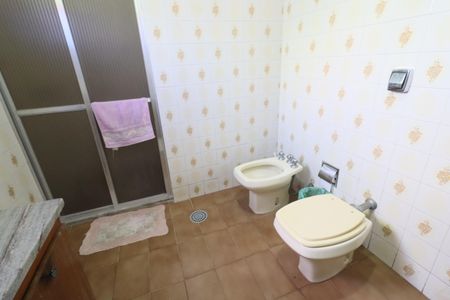 Casa de condomínio à venda com 380m², 6 quartos e 6 vagasBanheiro Social