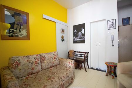Apartamento à venda com 36m², 1 quarto e sem vaga Apartamento à venda com 36m², 1 quarto e sem vagaSala