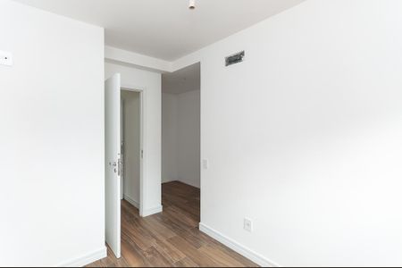 Apartamento à venda com 75m², 2 quartos e 1 vagaSuíte