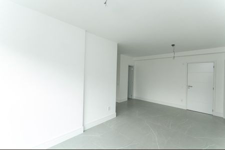 Apartamento à venda com 75m², 2 quartos e 1 vagaSala