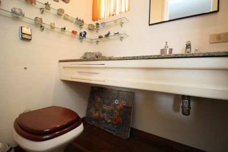 Apartamento à venda com 240m², 3 quartos e 4 vagasLavabo