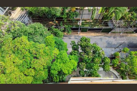 Apartamento à venda com 240m², 3 quartos e 4 vagasVista