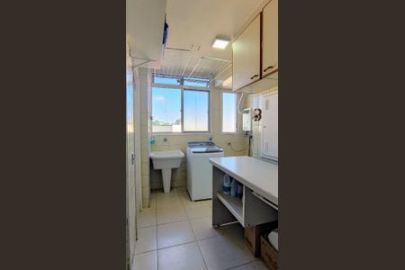 Apartamento à venda com 240m², 3 quartos e 4 vagasÁrea de Serviço