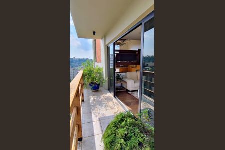 Apartamento à venda com 240m², 3 quartos e 4 vagasVaranda Sala 1