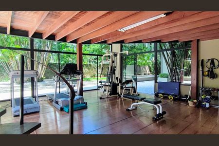 Apartamento à venda com 240m², 3 quartos e 4 vagasAcademia