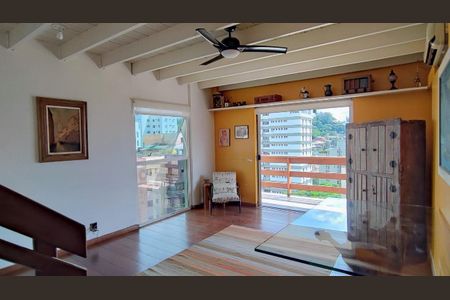 Apartamento à venda com 240m², 3 quartos e 4 vagasSala 2