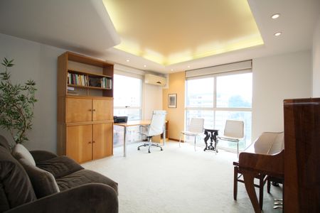 Apartamento à venda com 240m², 3 quartos e 4 vagasSala 3