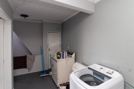 Casa à venda com 150m², 2 quartos e 2 vagas Casa à venda com 150m², 2 quartos e 2 vagasÁrea de Serviço