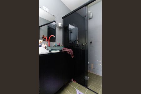 Casa à venda com 150m², 2 quartos e 2 vagas Casa à venda com 150m², 2 quartos e 2 vagasBanheiro