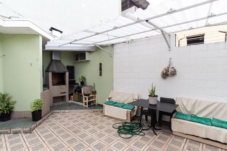 Casa à venda com 150m², 2 quartos e 2 vagas Casa à venda com 150m², 2 quartos e 2 vagasCasa 2 - Área de Serviço