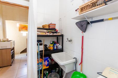 Casa à venda com 150m², 2 quartos e 2 vagasBanheiro e Área de Serviço