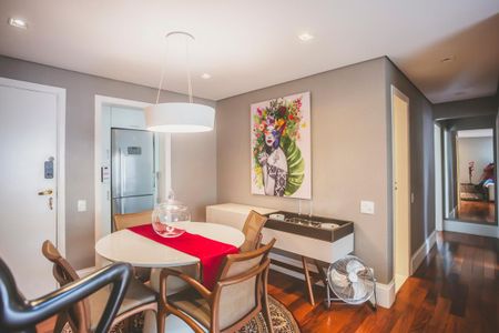 Apartamento à venda com 78m², 3 quartos e 1 vagaSala de Jantar