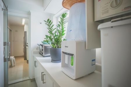 Apartamento à venda com 78m², 3 quartos e 1 vagaÁrea de Serviço