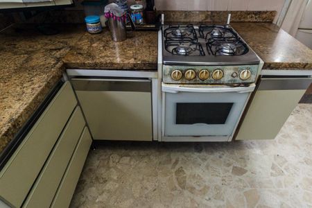 Apartamento à venda com 159m², 3 quartos e 2 vagasCozinha