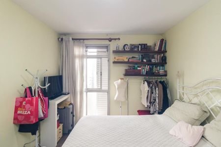 Apartamento à venda com 159m², 3 quartos e 2 vagasQuarto 2