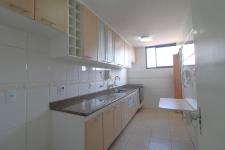 Apartamento para alugar com 60m², 2 quartos e 2 vagasCozinha