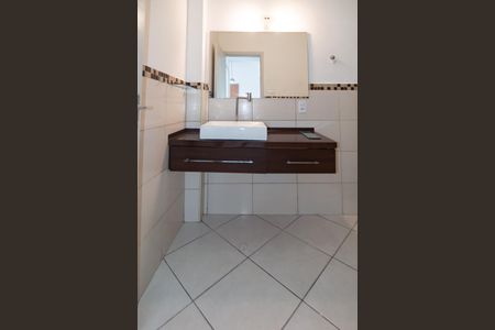 Apartamento à venda com 63m², 2 quartos e sem vagaBanheiro
