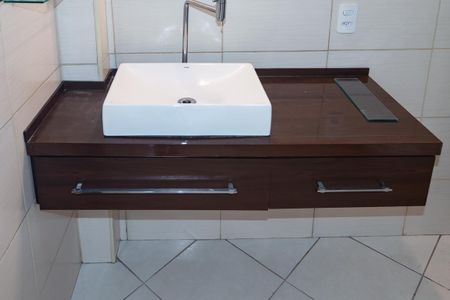 Apartamento à venda com 63m², 2 quartos e sem vagaBanheiro