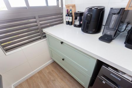 Apartamento à venda com 63m², 3 quartos e 1 vagaÁrea de Serviço