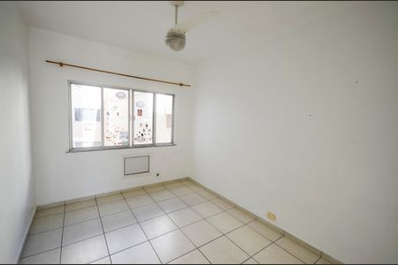 Apartamento à venda com 77m², 2 quartos e 1 vaga Apartamento à venda com 77m², 2 quartos e 1 vagaQuarto