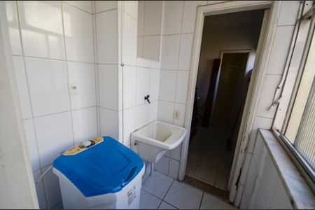 Apartamento à venda com 77m², 2 quartos e 1 vaga Apartamento à venda com 77m², 2 quartos e 1 vagaÁrea de Serviço