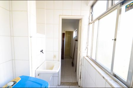 Apartamento à venda com 77m², 2 quartos e 1 vaga Apartamento à venda com 77m², 2 quartos e 1 vagaÁrea de Serviço