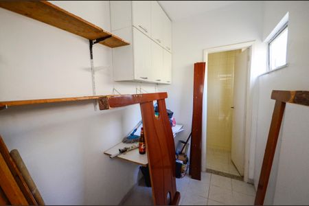 Apartamento à venda com 77m², 2 quartos e 1 vaga Apartamento à venda com 77m², 2 quartos e 1 vagaQuarto de Serviço