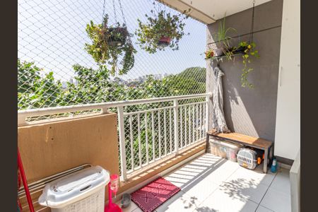 Apartamento à venda com 54m², 2 quartos e 1 vagaVaranda