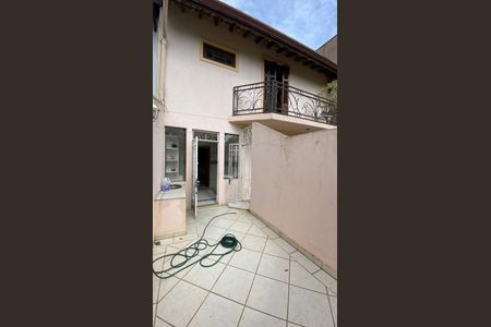 Casa para alugar com 317m², 5 quartos e 2 vagas Casa para alugar com 317m², 5 quartos e 2 vagasCasa 1 - Área de Serviço