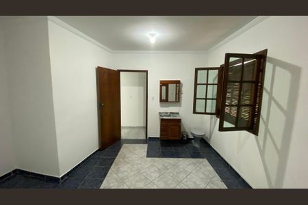 Casa para alugar com 317m², 5 quartos e 2 vagas Casa para alugar com 317m², 5 quartos e 2 vagasCasa 2 - Suíte 2