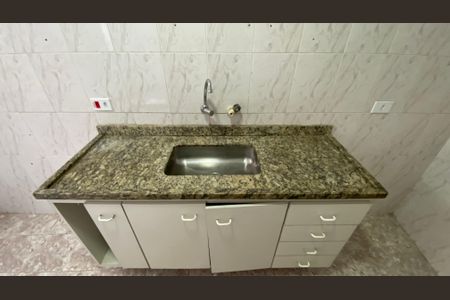 Casa para alugar com 317m², 5 quartos e 2 vagas Casa para alugar com 317m², 5 quartos e 2 vagasCasa 2 - Cozinha