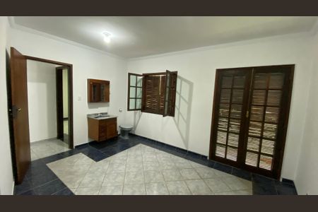 Casa para alugar com 317m², 5 quartos e 2 vagas Casa para alugar com 317m², 5 quartos e 2 vagasCasa 2 - Suíte 2