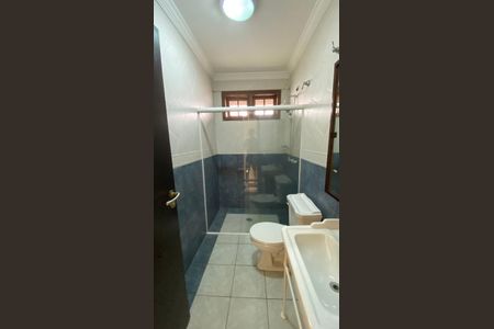 Casa para alugar com 317m², 5 quartos e 2 vagas Casa para alugar com 317m², 5 quartos e 2 vagasCasa 1 - Banheiro