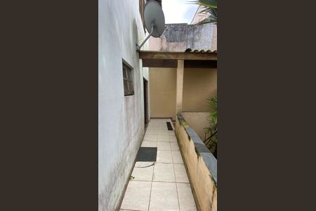 Casa para alugar com 317m², 5 quartos e 2 vagas Casa para alugar com 317m², 5 quartos e 2 vagasCasa 1 - Corredor externo