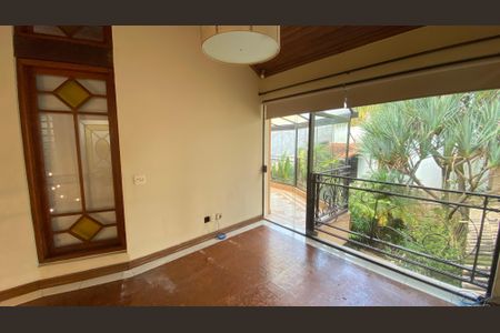 Casa para alugar com 317m², 5 quartos e 2 vagas Casa para alugar com 317m², 5 quartos e 2 vagasCasa 1 - Sala