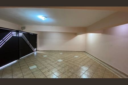 Casa para alugar com 317m², 5 quartos e 2 vagas Casa para alugar com 317m², 5 quartos e 2 vagasGaragem