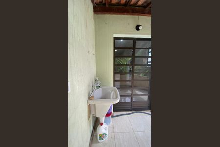 Casa para alugar com 317m², 5 quartos e 2 vagas Casa para alugar com 317m², 5 quartos e 2 vagasCasa 2 - Área de Serviço